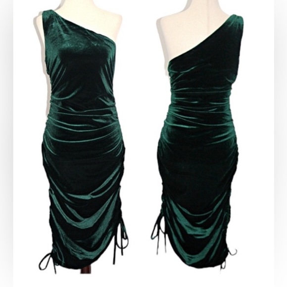 House of Harlow 1960 Green Velvet One Shoulder Dress - Picture 2 of 8